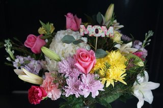 Large Assorted Mother's Day Vase - $89.99 (CLOSE UP)